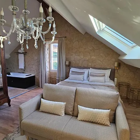 Cafe Bulle Bed & Breakfast 3*