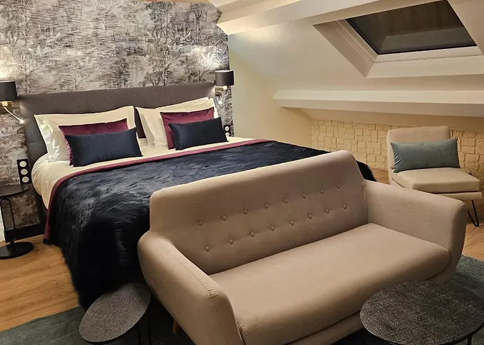 Cafe Bulle Frühstückspension Jonquery